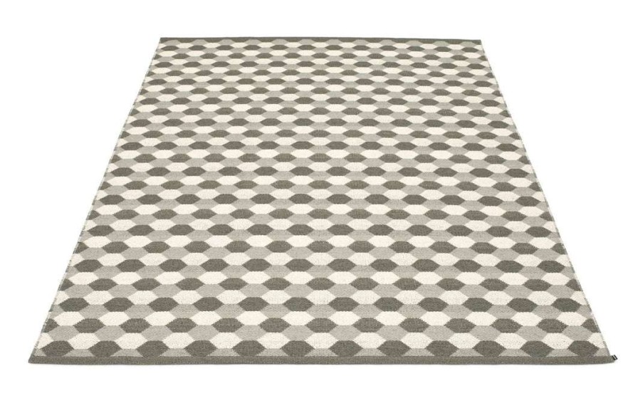 Modern Outdoor * | Pappelina Rugs Dana Warm Grey & Charcoal & Vanilla Rug