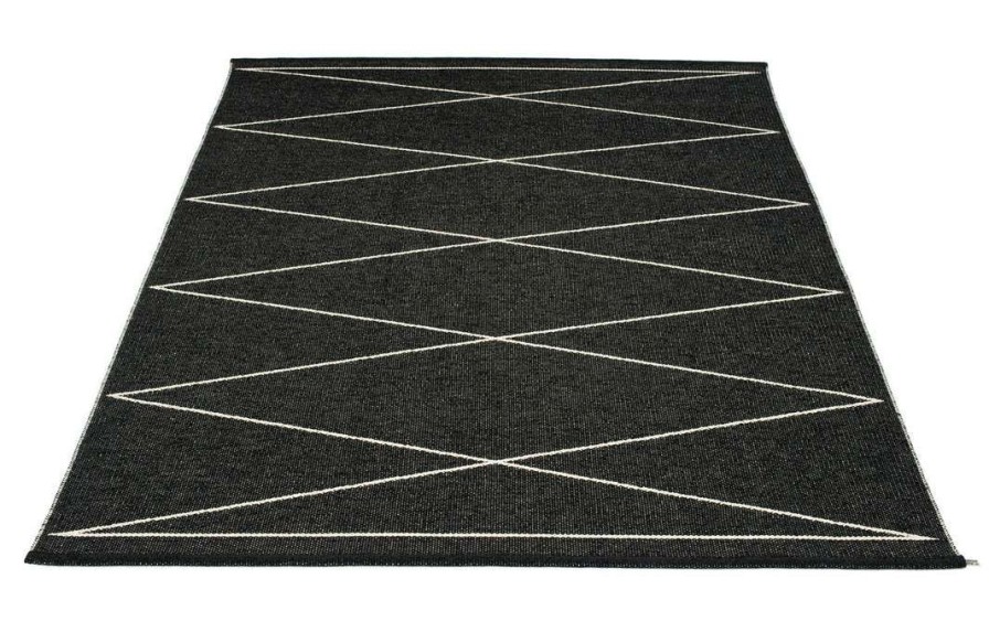 Modern Outdoor * | Pappelina Max Black & Vanilla Rug