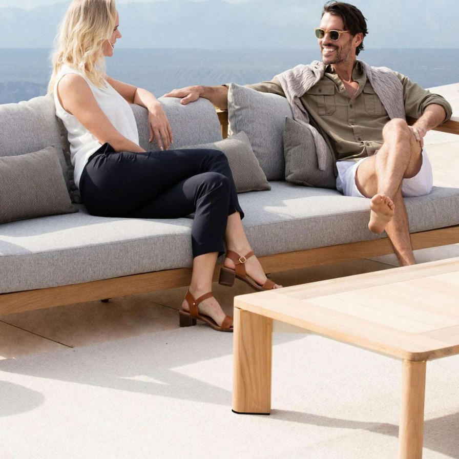 Modern Outdoor * | Harbour Outdoor Lounge Seating Byron Coffee Table