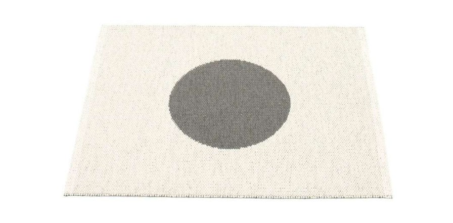 Modern Outdoor * | Pappelina Vera Small One Charcoal & Vanilla Rug