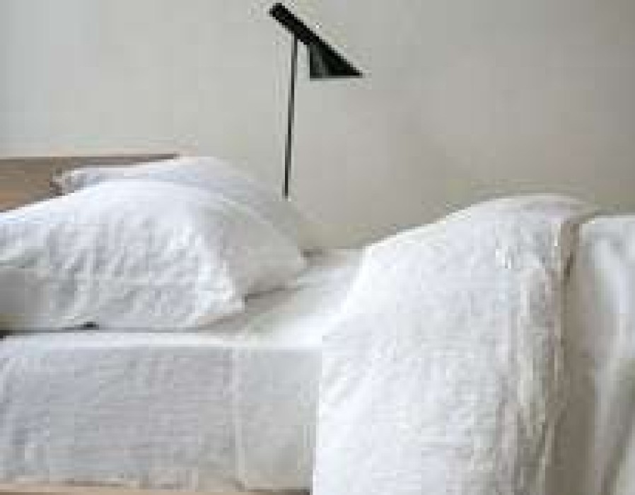 Modern Bedroom * | Area Simone White Pillow Cases (Pair) Bedding