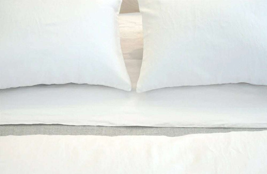 Modern Bedroom * | Area Eli White Pillow Cases (Pair) Modern Bedroom