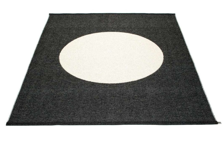 Modern Outdoor * | Pappelina Vera One Black & Vanilla Rug Rugs